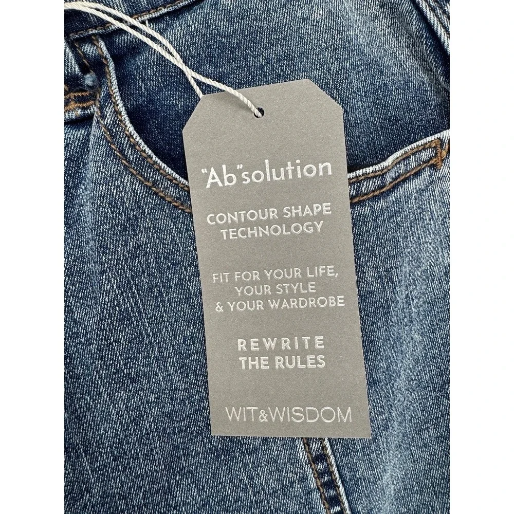 Wit & Wisdom‎ Skyrise Round Up Seamed Wider Leg Jeans Mid Blue Artisinal Size 4